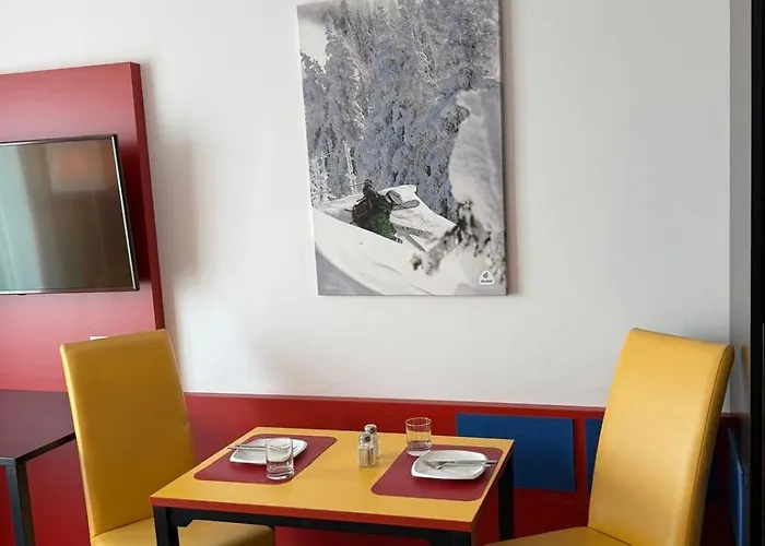 Stay2munich & Serviced Hotel apartamentowy 3*